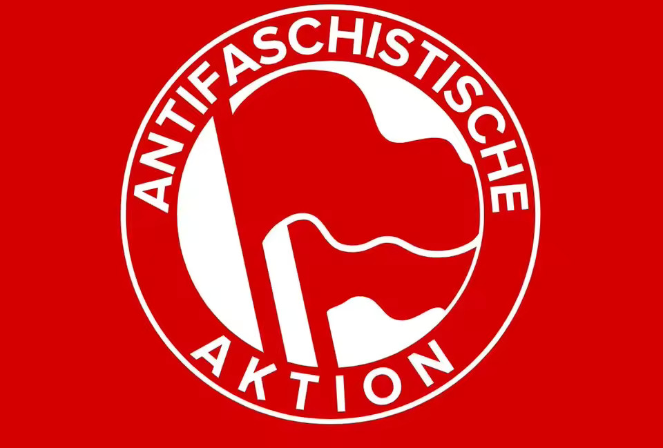 Antifaschistische Aktion Rot | Flagge 100 x 150 Antifaschistische Aktion Rot | Flagge 100 x 150