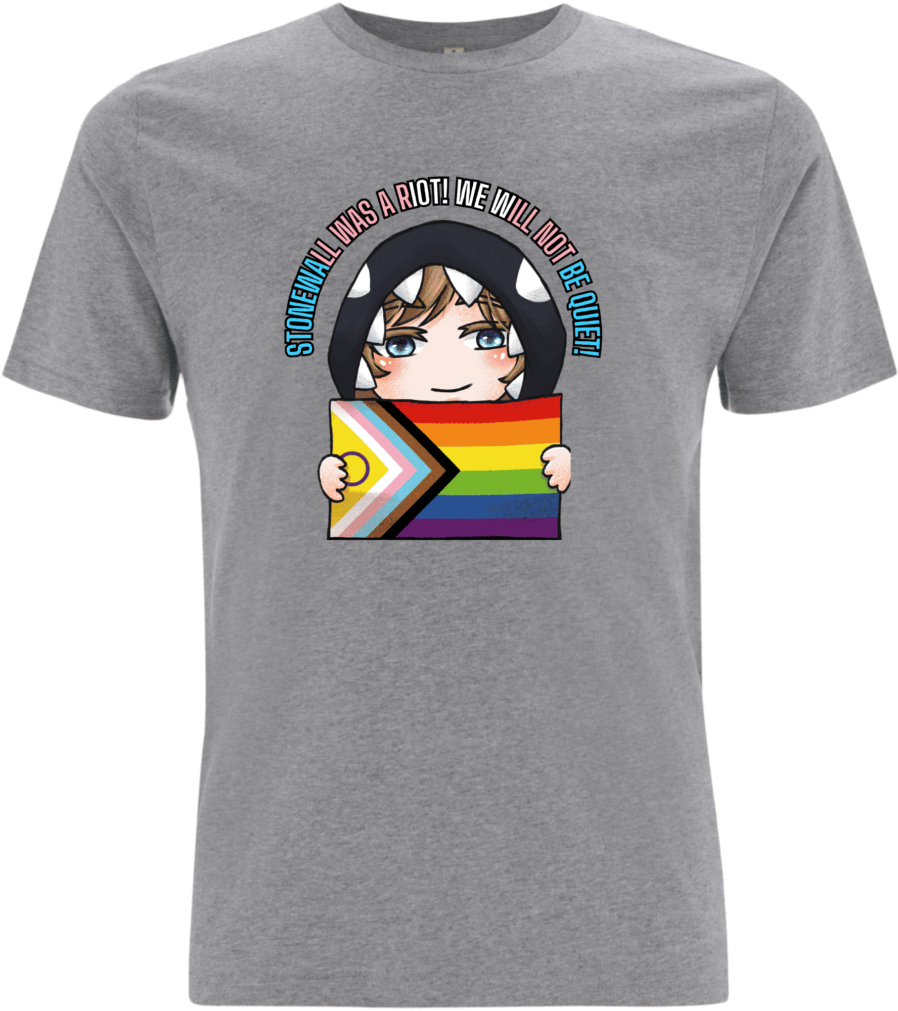 Graues T-Shirt mit einem bunten Druck, der einen Comic-Charakter zeigt, der eine Pride-Flagge hält und den Schriftzug „STONEWALL WAS A RIOT! WE WILL NOT BE QUIET!!“ enthält.