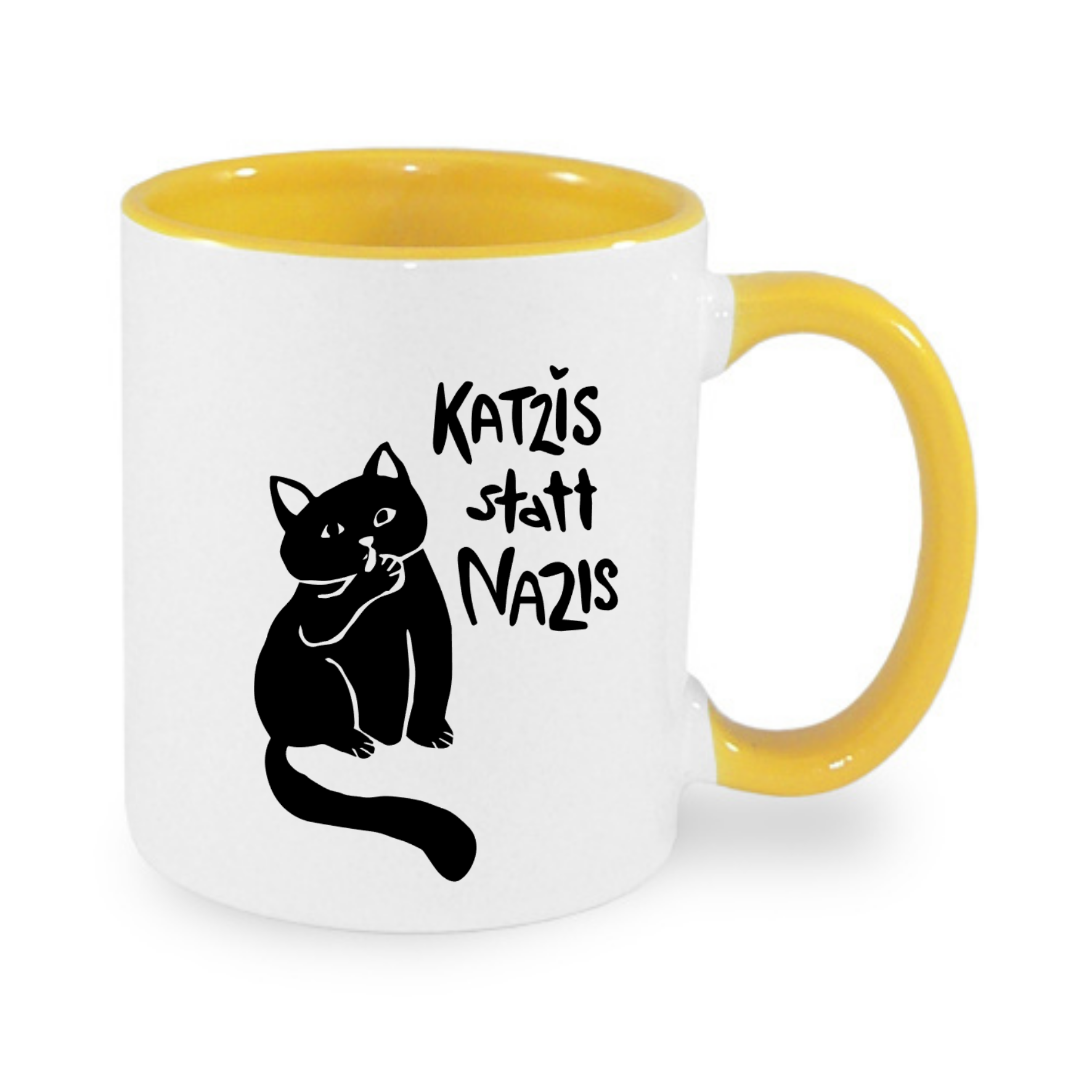 Tasse mit gelbem Henkel und Innenleben, bedruckt mit einer schwarzen Katze und dem Spruch "Katzis statt Nazis".